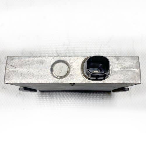 413295 | Implement Gateway Electronic Controller W/Load Center | John Deere 7630 7730 7830 7930 8225R 8245R 8270R 8295R 8295RT 8320R 8320RT 8345R 8345RT |  | RE260117