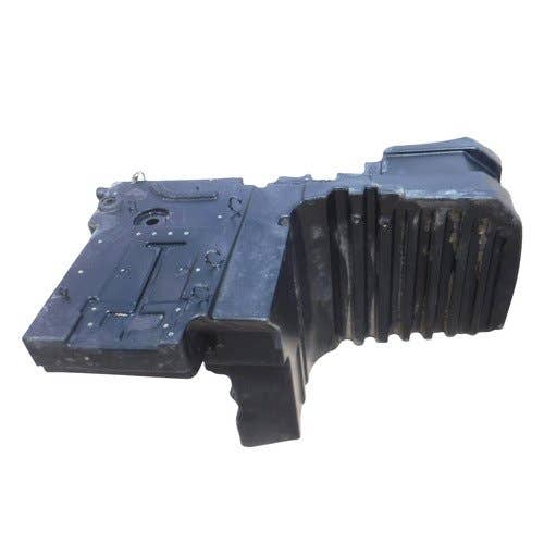 406082 | Right hand Fuel Tank | John Deere 7200R 7215R 7230R 7260R 7280R |  |  RE315523