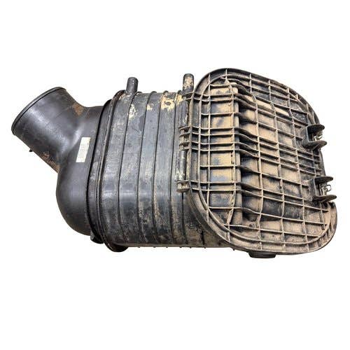 Used Air Cleaner Assembly fits John Deere 7R 250 7R 270 7R 290 7R 310 7R 330 7200R 7210R 7215R 7230R 7250R 7260R 7270R 7280R 7290R 7310R RE322342 Used Air Cleaner Assembly fits John Deere 7R 250 7R 270 7R 290 7R 310 7R 330 7200R 7210R 7215R 7230R 7250R 7260R 7270R 7280R 7290R 7310R RE322342