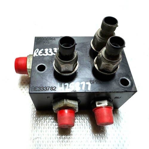 425877 | Steering Manifold | John Deere 9360R 9410R 9460R 9460RT 9470RT 9510R 9510RT 9520R 9520RT 9560R 9560RT 9570RT |  | RE333782