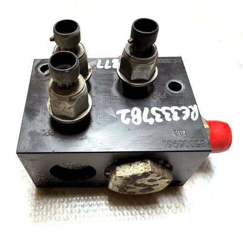 425877 | Steering Manifold | John Deere 9360R 9410R 9460R 9460RT 9470RT 9510R 9510RT 9520R 9520RT 9560R 9560RT 9570RT |  | RE333782