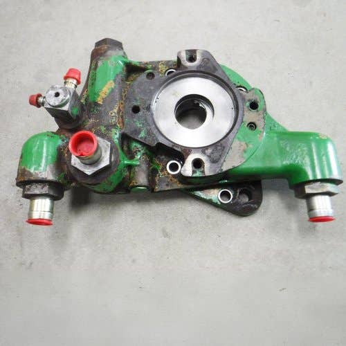 Used Hydraulic Oil Charge Pump fits John Deere 7200 7210 7400 7410 7510 RE51043 Used Hydraulic Oil Charge Pump fits John Deere 7200 7210 7400 7410 7510 RE51043