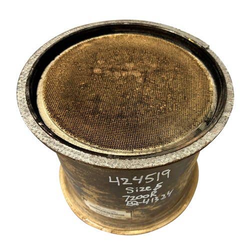 424519 | Diesel Particulate Filter | Size 5 | John Deere W540 6170R 6190R 7200R 7215R |  | RE555087 | RE541833 | RE541178