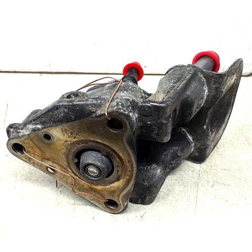 421509 | DEF Dosing Injection Nozzle | John Deere S650 S660 S670 S680 S690 S760 S770 S780 S785 S790 T560 T670 W660 8100 8200 8245R 8270R 8295R 8300 8320R 8320RT 8345R 8345RT 8370R 8370RT 8400 8400R 9370R 9420R 9420RX 9470R 9470RT 9470RX |  | RE555626