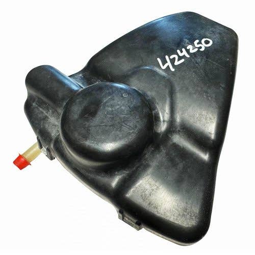 424250 | Radiator Reservoir | 2 Liters | John Deere F4365 R4030 R4038 R4044 R4045 R4060 7200R 7215R 7230R 7260R 7280R |  | RE558224