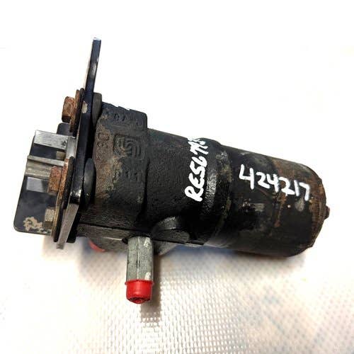 424217 | Steering Valve | John Deere 7200R 7210R 7215R 7230R 7250R 7260R 7270R 7280R 7290R 7310R |  | RE567939 | RE318840