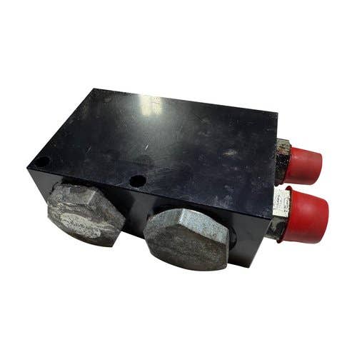 466452 | Pump Inlet Valve | John Deere 9R 390 9R 440 9R 540 9R 590 9R 640 9RX 490 9RX 540 9RX 590 9RX 640 9370R 9420R 9420RX 9470R 9470RX 9520R 9520RX 9570R 9570RX 9620R 9620RX |  | RE587998