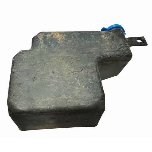 424249 | Windshield Washer Reservoir | John Deere 7200R 7215R 7230R 7260R 7280R |  | RE594213 | RE335189