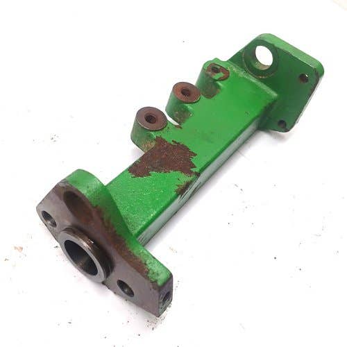 421564 | Quill Control Lever Hub | John Deere 5055E |  | SU303176