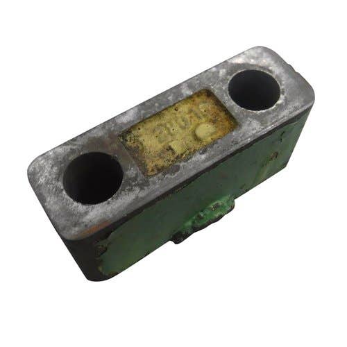 443549 | Drawbar Spacer | John Deere 2840 2940 2950 2955 3030 3040 3120 3130 3140 |  |  T28010
