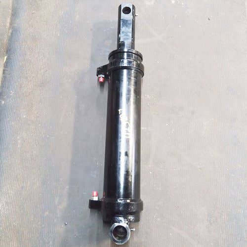 423227 | Rotation Cylinder | Kinze 3660 |  | GA13904