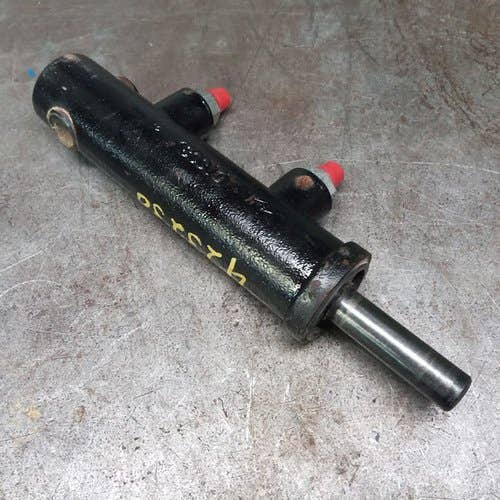 423230 | Toung Lock Cylinder | Kinze 3600 3660 |  | GA9205
