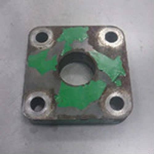 431931 | Knuckle Cap | John Deere 7200 7210 7400 7410 7510 |  | R105444