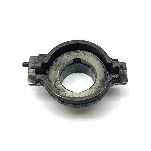 423186 | Clutch Release Bearing Hub | Kubota L2250 L2550 L2650 |  | 31351-14812 | 31351-14813