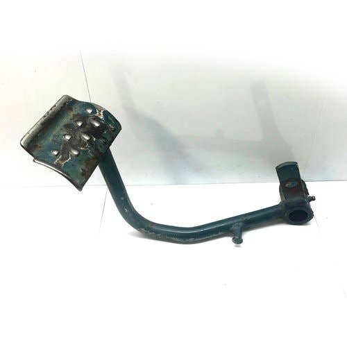 423267 | Clutch Pedal | Kubota L2250 |  | 32420-15700