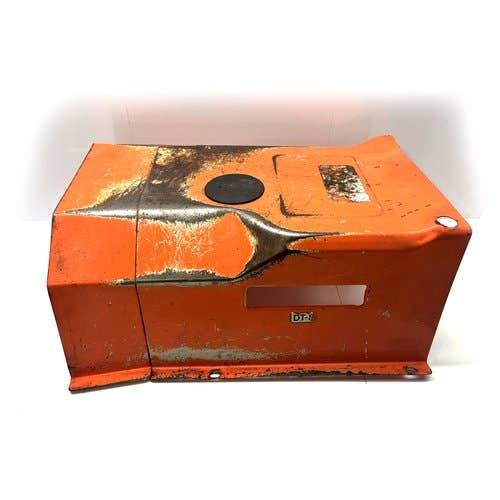 Used Floor Cover fits Kubota L2250 L2550 L2650 32470-24350 Used Floor Cover fits Kubota L2250 L2550 L2650 32470-24350