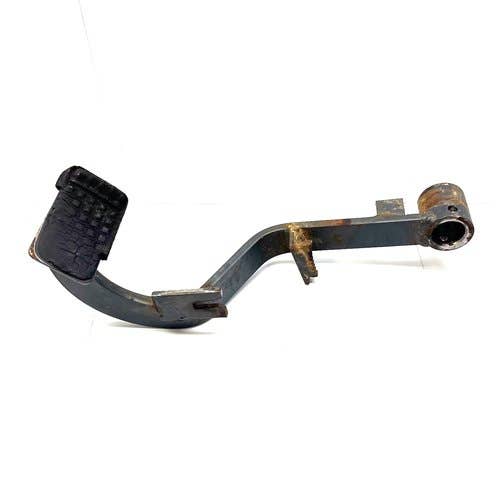 Used Brake Pedal.Left Hand fits Kubota M4900 M5400 M5700 3A111-67210 Used Brake Pedal.Left Hand fits Kubota M4900 M5400 M5700 3A111-67210