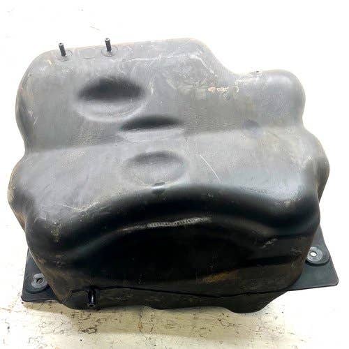 413958 | Fuel Tank (Tank Only) | Kubota B2710 B2910 B7800 |  | 6C070-54704 | 6C070-54705