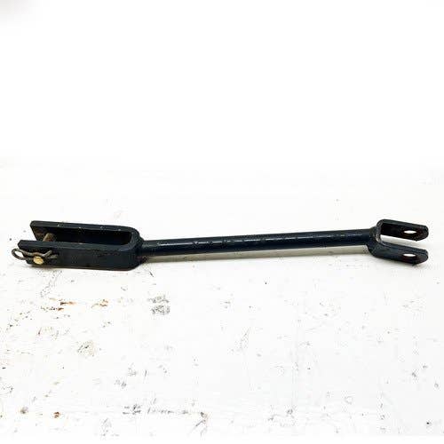 413831 | Lift Rod Left Hand | Kubota B2710 B3200 B7800 |  | 6C070-65270