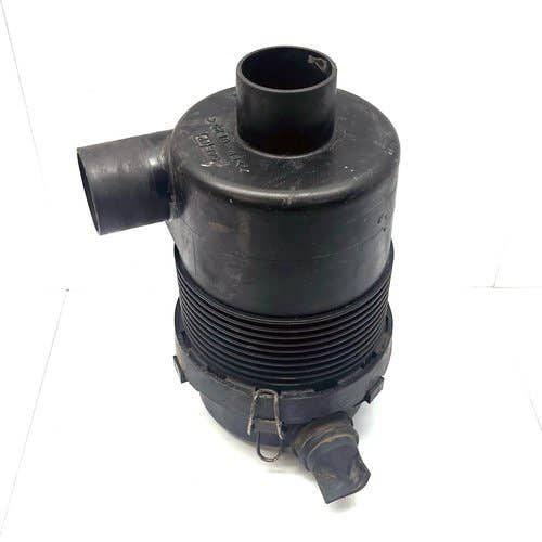 Used Air Cleaner Assembly Less Filter fits Kubota B7400 B7500 B7610 6C095-58205 6C095-58200 Used Air Cleaner Assembly Less Filter fits Kubota B7400 B7500 B7610 6C095-58205 6C095-58200