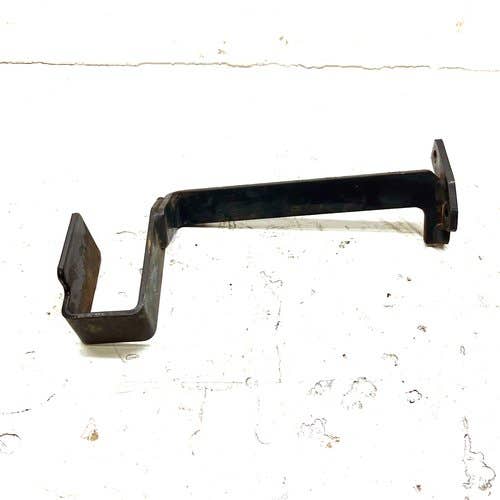 Used Step Stay Right Hand fits Kubota BX1870 BX2370 BX2670 K2771-55180 Used Step Stay Right Hand fits Kubota BX1870 BX2370 BX2670 K2771-55180