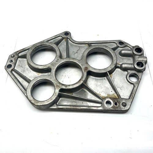 Used Clutch Housing Bearing Holder fits Kubota L2900 L3010 L3300 L3410 L3600 L3710 L4200 L4310 L4610 TA040-20250
