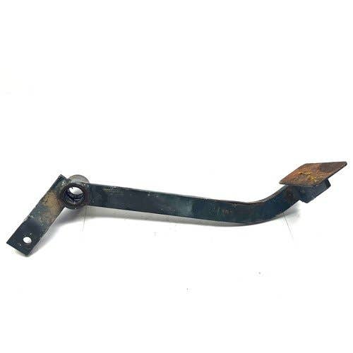 422446 | Clutch Pedal | Kubota L3600 L4200 L4310 |  | TA040-44052