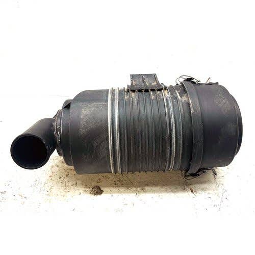 415032 | Air Cleaner Assembly (Less Filter) | Kubota L2501 L3200 L3800 |  | TC220-16300