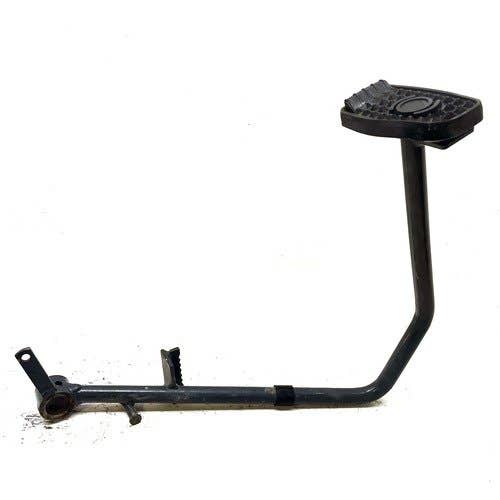 415396 | Brake Pedal Left Hand | Kubota L2501 L3200 L3800 |  | TC220-57392
