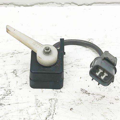Used Seat Switch fits Kubota L2501 L3200 L3800 TC420-47902 Used Seat Switch fits Kubota L2501 L3200 L3800 TC420-47902