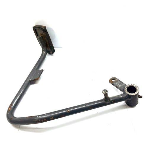 422168 | Clutch Pedal | Kubota L3301 L3901 |  | TC682-15720