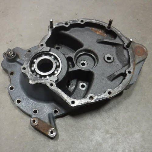 Used Right Hand Rear Axle Brake Housing fits Kubota L3830 L3940 L4060 L4240 L4330 L4630 L4740 L4760 TD050-28623 TD050-28622 TD050-28620 Used Right Hand Rear Axle Brake Housing fits Kubota L3830 L3940 L4060 L4240 L4330 L4630 L4740 L4760 TD050-28623 TD050-28622 TD050-28620