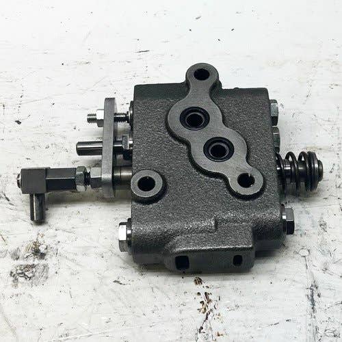 415639 | Hydraulic Control Valve Assembly | Kubota L2501 L3200 L3800 |  | YW652-00100