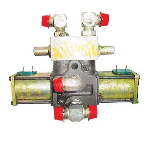 430080 | Leveling Valve | John Deere 6600 SH 6620 SH |  | AH135448 | AH89070 | AH106546