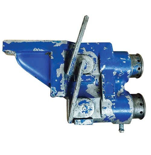 497118 | Lever Type Hydraulic Coupler | Ford TW5 TW15 TW25 TW35 230A 230A 234 334 334 335 335 345 345 445 445 445D 445D 530 530 545 545 545D 545D 2310 2610 2810 2910 3230 3610 3910 3930 4110 4130 4610 4630 4830 5030 5110 5610 5640 5900 |  | E9NNR964AB