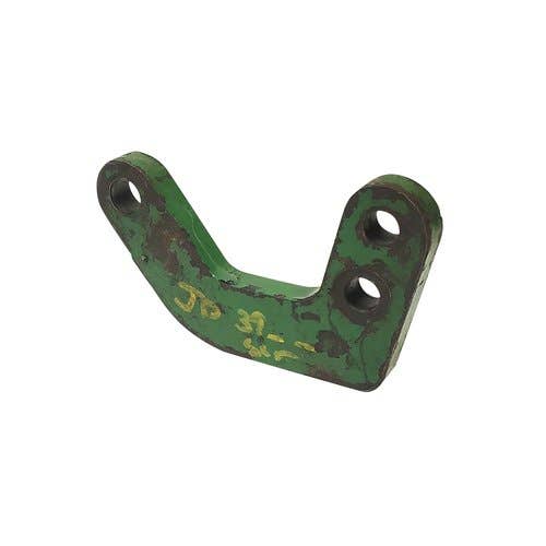 446537 | Lever | John Deere 3940 3960 5200 5400 5440 5460 5720 5820 |  | E72135