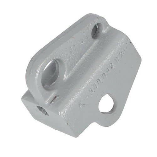111394 | Lift Arm Latch | International | Farmall | IH Hydro 70 Hydro 86 254 504 544 606 656 664 666 686 2504 2504 2544 2606 2656 |  | 380993R2 | 380993R1