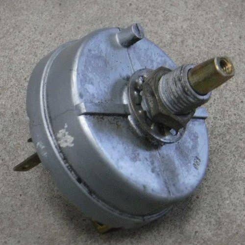 435793 | Light Switch - 12 Volt | John Deere 484 2140 2350 2355 2520 2550 2555 2750 2755 2940 2950 2955 3020 3055 3140 3150 3155 3255 3325 3365 3430 3830 4000 4020 4030 4040 4050 4055 4230 4240 4250 4255 4320 4350 4425 4430 4435 4440 4450 |  | AR48724