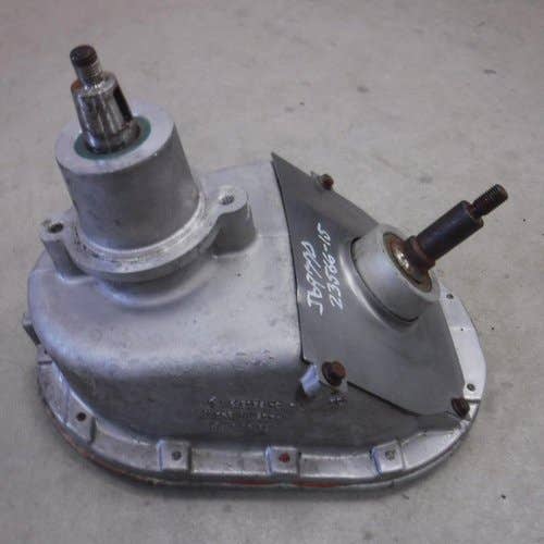 400630 | Loading Auger Gear Case | John Deere CTS CTSII S550 STS S650 STS S660 STS S670 STS S680 STS 9400 9410 9450 9500 9500 SH 9510 9510 SH 9550 9550 SH 9560 9560 SH 9560 STS 9570 STS 9600 9610 9650 9650 STS 9660 9670 |  | DE19271 | DE19111 | DE20100
