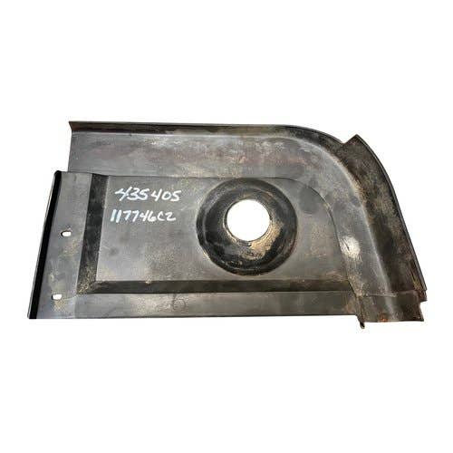 435405 | Lower Front Cab Panel - Left Hand | International | Farmall | IH Hydro 86 786 886 986 1086 1486 1586 3388 3588 3788 |  | 117746C1 | 117746C2