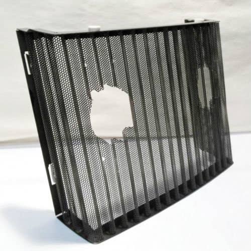 412426 | Lower Grill Screen | Ford 2310 2610 2810 2910 3610 3910 4610 5610 6610 7610 |  | E1NN8200AA | 81877100 | 83986501