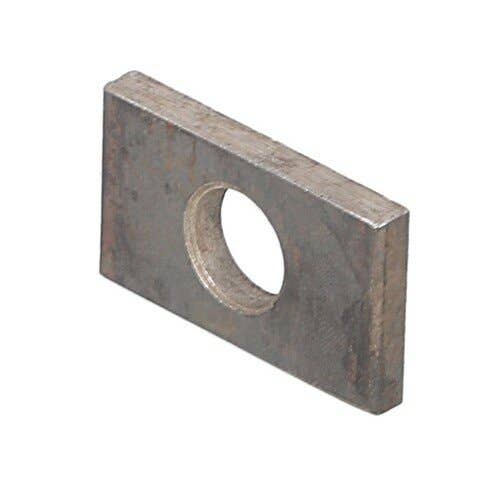 164883 | Lower Lift Yoke Plate | John Deere 820 830 840 840 920 930 940 1020 1030 1040 1120 1130 1140 1350 1520 1530 1550 1550 1630 1640 1641 1750 1830 1840 1850 1850 1850N 1950 1950N 2010 2020 2020 2030 2040 2040S 2120 2130 2140 2141 2150 |  | T21759