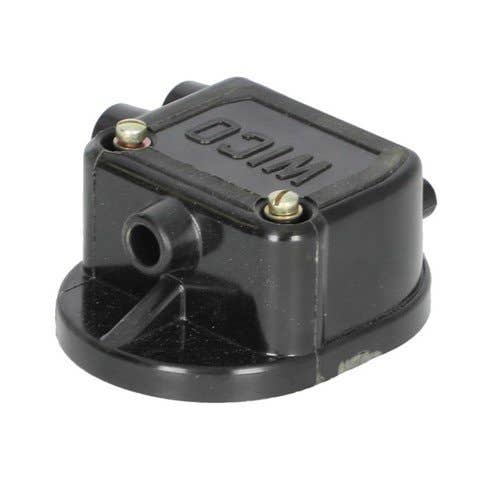107080 | Magneto Cap | John Deere A ANH AO AR B BN BNH BO BR D G GH GM GN GW H HNH HWH 50 50 60 |  | X2938 | C