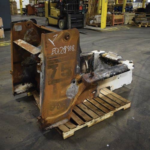 Used Main Frame Upper fits Bobcat 753 6708984 Used Main Frame Upper fits Bobcat 753 6708984