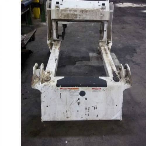 432860 | Main Frame | Upper | Bobcat S175 S185 S205 T180 T190 |  | 7141836