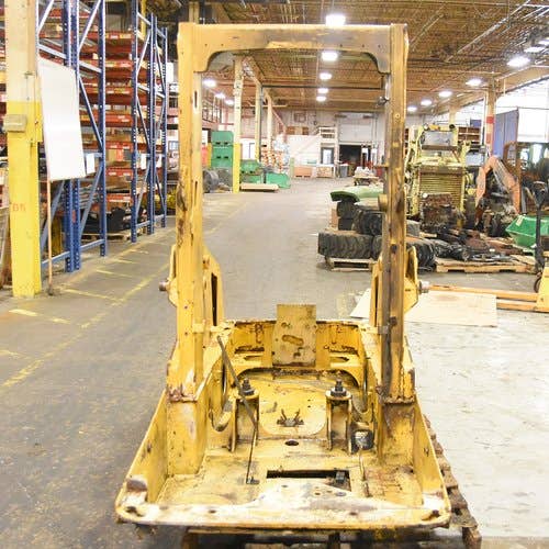 437055 | Main Frame | John Deere 320D |