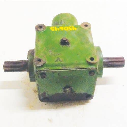 430645 | Main Gear Case | John Deere 230 230 240 300 300 2280 2320 2420 |  | AE47306 | AE47307 | E60915