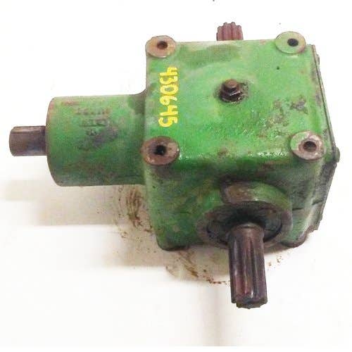430645 | Main Gear Case | John Deere 230 230 240 300 300 2280 2320 2420 |  | AE47306 | AE47307 | E60915