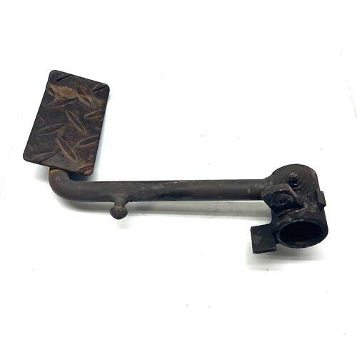 421858 | Clutch Pedal | Massey Ferguson 1010 |  | 3284893M91