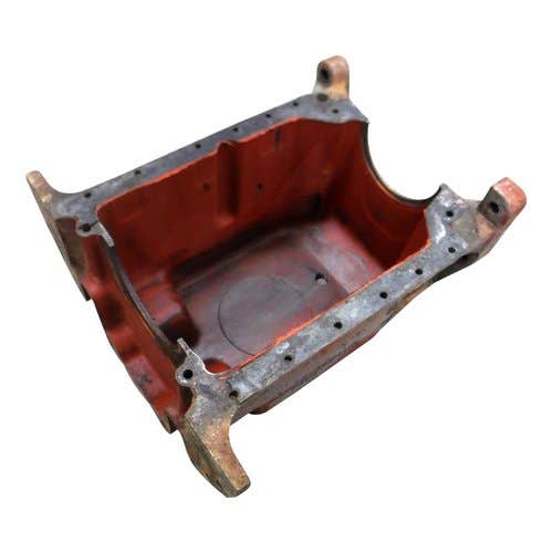 Used Cast Oil Pan fits Massey Ferguson 35 50 135 150 203 205 2135 2200 2500 50 203 205 2135 2200 2500 735206M1, 37171795 37171790 fits Perkins 3.152 
